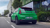 La R5 au sommet, Stellantis presque absent du top 10 : que révèlent les immatriculations de voitures électriques en août 2025 ?
