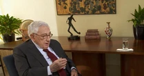 Kissinger says he doesn't doubt "Russians are hacking us"