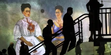 Frida Kahlo era tutta un’altra cosaDalla sua morte, avvenuta 70 anni fa, l'artista messicana comunista e sovversiva è stata trasformata in un brand ripulito e innocuo: il motivo è com'è gestita la sua immagine