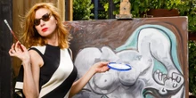 I quadri di Picasso della discussa mostra australiana per sole donne in realtà non erano di PicassoLa curatrice li aveva messi nei bagni delle donne per aggirare una sentenza che definiva la mostra discriminatoria per gli uomini: ora ha ammesso che li aveva dipinti lei