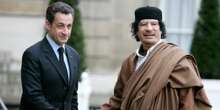 È iniziato il più importante processo contro Nicolas SarkozyL'ex presidente francese è accusato di aver ricevuto milioni di euro dal dittatore libico Muammar Gheddafi per finanziare la campagna elettorale del 2007