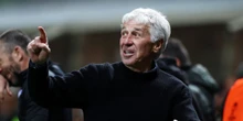 La rivoluzione senza fine di Gian Piero GasperiniNegli ultimi otto anni ha cambiato la storia dell'Atalanta, rendendo una modesta squadra provinciale stabilmente una delle migliori del campionato, e ora anche una finalista europea