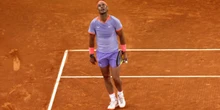 Cosa resta a questi Internazionali d’Italia, senza Sinner e AlcarazNel torneo maschile mancheranno il tennista più atteso dai tifosi e il suo principale rivale, ma ci saranno – probabilmente per l'ultima volta – Novak Djokovic e Rafael Nadal insieme, vincitori di 16 delle ultime 19 edizioni
