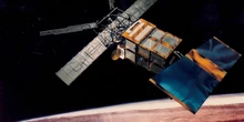 Uno storico satellite sta precipitando verso la Terra, ma non c’è da preoccuparsiL'ERS-2 dell'Agenzia spaziale europea è stato uno dei primi per lo studio del clima e del pianeta, e si distruggerà oggi rientrando nell'atmosfera