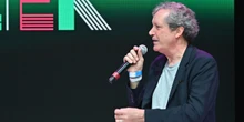 È morto Ernesto Assante, giornalista di RepubblicaPer un ictus, a 66 anni: è stato un esperto giornalista musicale, ma anche uno dei primi a seguire e promuovere le innovazioni digitali