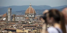 In migliaia di comuni italiani si vota anche per le amministrativeMentre la politica è molto presa dalle elezioni europee in Italia si vota anche in 3.700 comuni, tra cui 23 capoluoghi di provincia e sei di regione, e in Piemonte si elegge il presidente