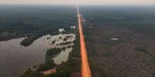 Lula ha promesso che completerà un’autostrada nell’Amazzonia brasilianaSecondo la comunità scientifica il progetto della BR-319, sostenuto anche dall'ex presidente Jair Bolsonaro, favorirà la deforestazione