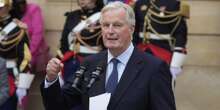 La Francia ha un nuovo governoSabato sera il primo ministro Michel Barnier ha annunciato l'elenco dei suoi ministri, perlopiù dei Repubblicani e della coalizione del presidente Macron