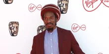 È morto a 65 anni Benjamin Zephaniah, poeta britannico di origini caraibiche noto anche per aver recitato nella serie “Peaky Blinders”