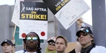 È stata approvata la fine dello sciopero degli attori di Hollywood