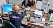 La lunga attesa per fare il passaporto, ancora
