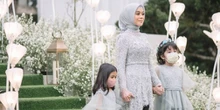 Inspirasi Gaya, 10 Kebaya Lamaran Selebriti Tanah Air