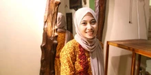Berani Berubah: Bisnis Kerudung Buka Pintu Bagi Korban PHK
