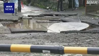 神奈川 鎌倉 道路に大量の水あふれ出し冠水 水道管破裂か