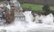 Sea Level maps: The changing face of Britain laid bare in shock climate data