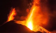 La Palma volcano warning: Politician wants to BOMB Canary Island to stop lava flows