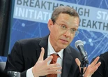 Harvard professor to lead £1.2m mission to find 'alien spacecraft' in the Pacific