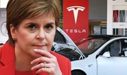'Slap in the face!' Fury as SNP 'squanders' eye-watering £1.2M of public cash on CARS