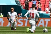 England fans boo and applaud as team take the knee ahead of Euro 2020 clash with Croatia
