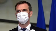 Si 80% des soignants ne sont pas vaccinés en septembre, l'exécutif "ouvrira la voie" à l'obligation