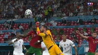 VIDÉO - Portugal-France : la sortie dangereuse au poing de Lloris sur Danilo