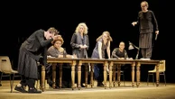 Elsa Lepoivre en majesté dans "Hécube, pas Hécube" au Festival d'Avignon