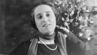 "Je pense qu'elle avait une vraie sensibilité à l'art et à la littérature" : Anne Vogt-Bordure signe la première biographie de la couturière Jenny Sacerdote