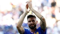 Football : "Olivier Giroud n'a jamais rien lâché" en équipe de France salue Didier Deschamps