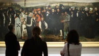 Au musée d'Orsay, le tableau "Un enterrement à Ornans" de Gusta Courbet va bientôt retrouver ses couleurs... et sa longueur