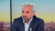 Livre-enquête sur LFI : "Nous devons faire un front unique de toute la gauche, avec les Insoumis", affirme Alexis Corbière, député Écologiste et Social.