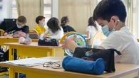 Covid-19 : autotests, protocole renforcé, maintien du brevet et du bac… A quoi va ressembler la reprise des cours ?