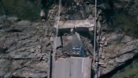 "Tout le côté gauche du camion a été pulvérisé" : miraculé de l'effondrement d'un pont dans le Gard, un chauffeur routier revient sur l'accident