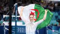 franceinfo junior. JO de Paris 2024 : la gymnaste Kaylia Nemour raconte sa médaille d'or aux enfants