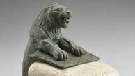 Le Louvre accueille des antiquités orientales rares du Met de New York en rénovation