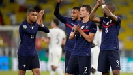 Euro 2021 : les joueurs de l'équipe de France ont-ils le droit de poser un genou à terre contre le racisme ?