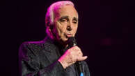 La chanson s'incline devant Charles Aznavour