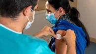 Vaccination des professionnels prioritaires : "Il est nécessaire que nous en sachions plus sur l'organisation et le déroulement" demande le SE Unsa