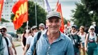 Philippe Poutou fait "Les 400 coups" à Bordeaux : il ouvre une librairie avec sa compagne