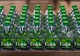 Une usine Volvic dans le Puy-de-Dôme cible d'un incendie volontaire mercredi matin, des tags écologistes retrouvés sur place