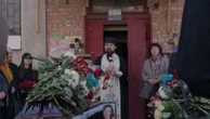 Guerre en Ukraine : les morts des frappes de Soumy sont enterrés
