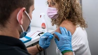 Covid-19 : des médecins alertent sur l'augmentation des contaminations des primo-vaccinés