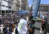 "Il agit comme dans une dictature" : en Argentine, la colère contre le président Javier Milei avant une nouvelle journée de grève générale