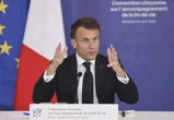 Emmanuel Macron veut lancer une troisième convention citoyenne en 2024 et dit réfléchir à "plusieurs référendums"