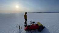 Traversée à pied du lac gelé Khövsgöl, en Mongolie, avec Aliénor Scrizzi