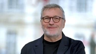 Laurent Ruquier se confie : "Du temps où j'étais chez mes parents, je ne savais même pas ce qu'était l'homosexualité"