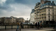 Paris : deux femmes en garde à vue après un accident mortel de trottinette électrique