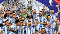 Foot : l'Argentine sacrée à la Copa America, au terme d'une finale retardée par des incidents et marquée par la blessure de Messi