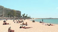 Santé : les dermatologues mettent en garde contre une exposition excessive au soleil