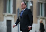 Débarquement : un moment "très important symboliquement" pour le président ukrainien, souligne François Hollande