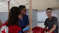 Guerre au Proche-Orient : le quotidien des secouristes de Gaza sous les bombes
